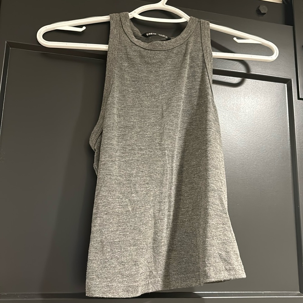 Gray tank top